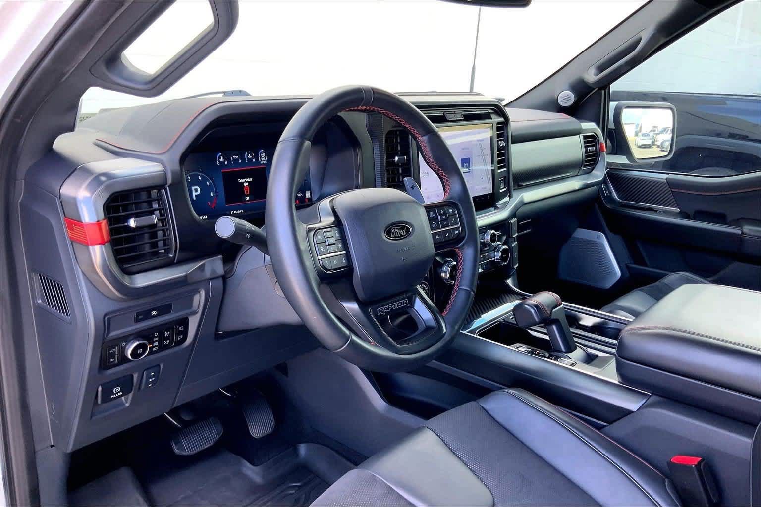 Used 2025 Ford F150 Raptor AWD/4WD image 2
