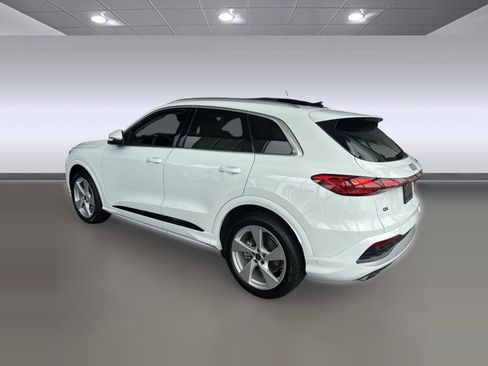 Certified 2025 Audi Q5 Prestige AWD/4WD image 3