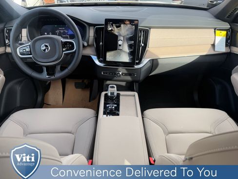 New 2026 Volvo XC90 B6 Plus w/ Protection Package Premier image 2