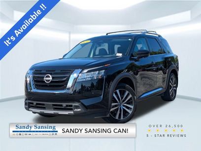 Used 2024 Nissan Pathfinder Platinum w/ Cargo Package