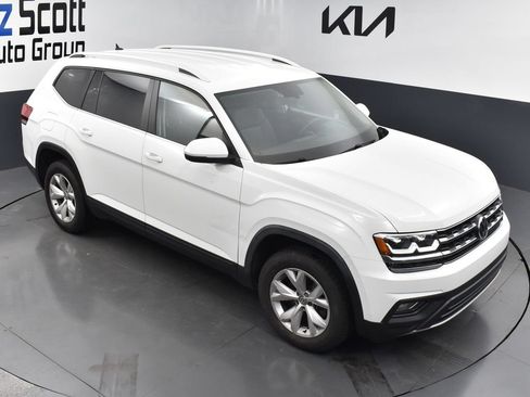 Used 2019 Volkswagen Atlas SE w/ Towing Package FWD image 15