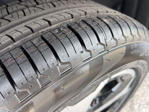 New 2026 Volkswagen Tiguan SE image 8