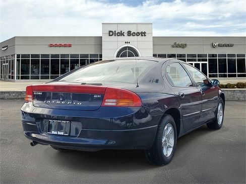Used 2002 Dodge Intrepid ES image 5