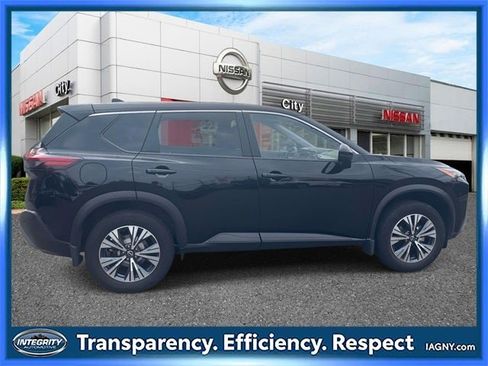 Certified 2023 Nissan Rogue SV image 5