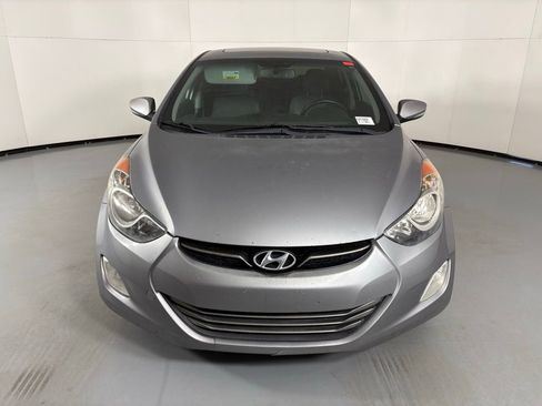 Used 2013 Hyundai Elantra Limited w/ Technology Pkg image 3