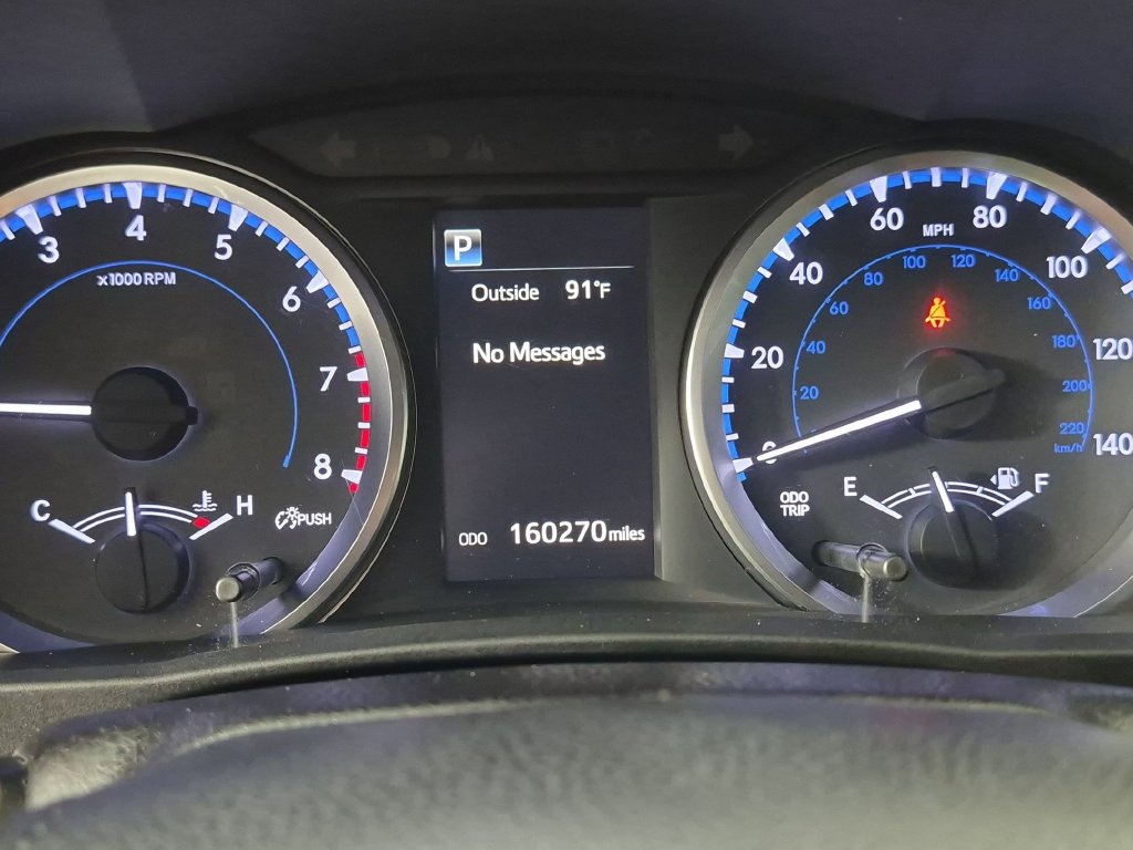 Used 2018 Toyota Highlander Plus AWD/4WD image 22