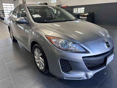 Used 2013 MAZDA MAZDA3 i Touring image 9