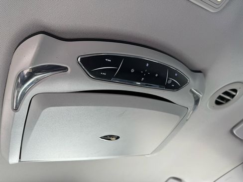 Used 2018 GMC Acadia SLT image 10