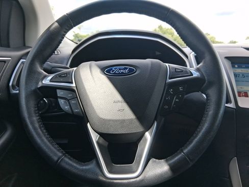Used 2017 Ford Edge SEL w/ Equipment Group 201A AWD/4WD image 21