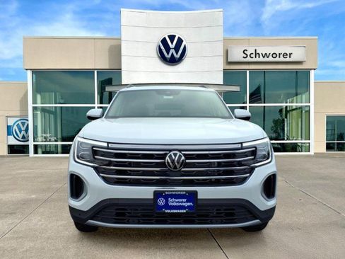 New 2026 Volkswagen Atlas SE image 7