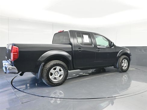 Used 2007 Nissan Frontier SE w/ SE Value Truck Pkg image 5