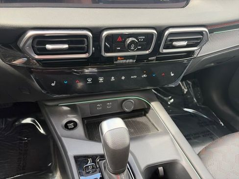 New 2026 Nissan Sentra SR w/ SR Premium Package image 18