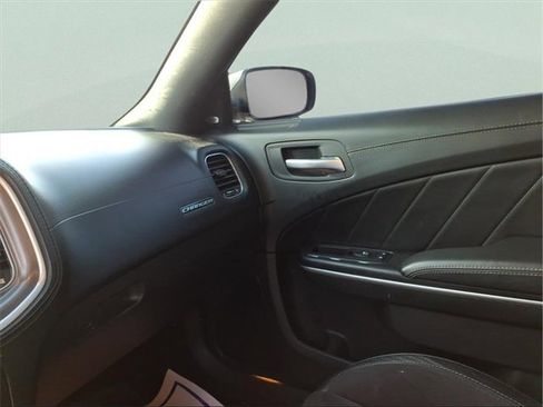 Used 2019 Dodge Charger R/T w/ Plus Group image 19