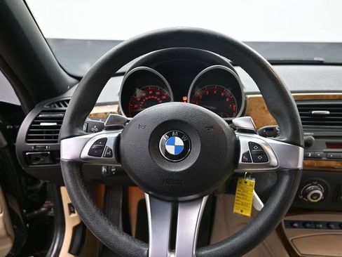 Used 2008 BMW Z4 3.0i image 12