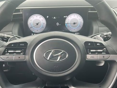 Used 2023 Hyundai Tucson Limited image 25