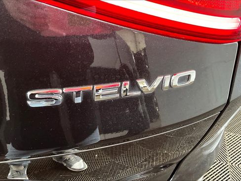 Used 2019 Alfa Romeo Stelvio AWD w/ Cold Weather Package image 10