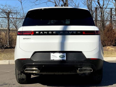 New 2025 Land Rover Range Rover Sport image 4