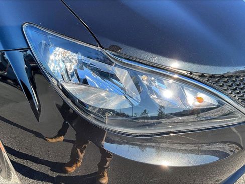 Used 2017 Chrysler Pacifica LX w/ Tire & Wheel Group image 36