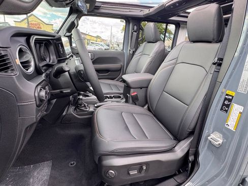 New 2026 Jeep Wrangler Unlimited Sahara AWD/4WD image 14