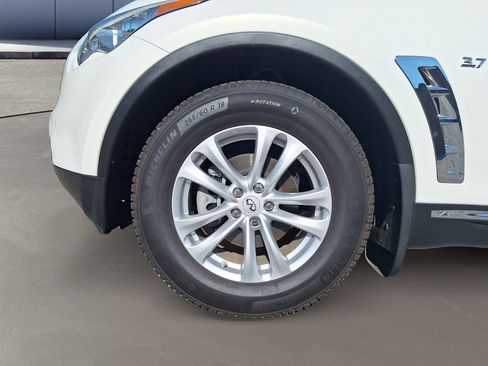 Used 2016 INFINITI QX70 2WD w/ Premium Package image 8