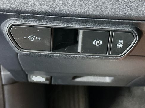 Used 2025 Kia K4 FWD image 17