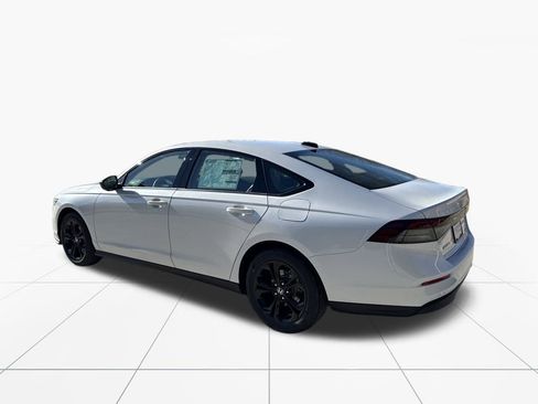 New 2025 Honda Accord SE image 6