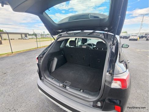 Used 2022 Ford Escape S AWD/4WD image 10