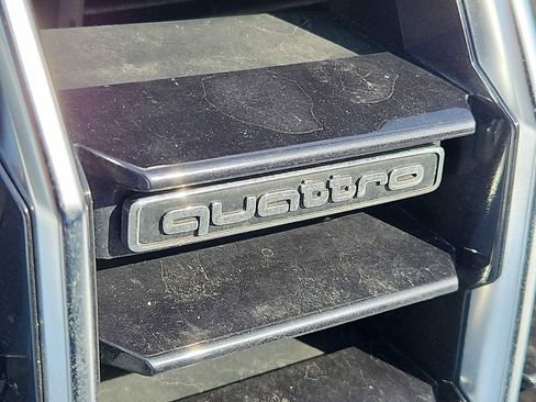 Used 2022 Audi Q3 2.0T Premium Plus image 4