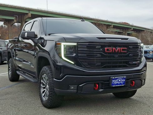 Used 2023 GMC Sierra 1500 AT4 w/ AT4 Premium Package image 2