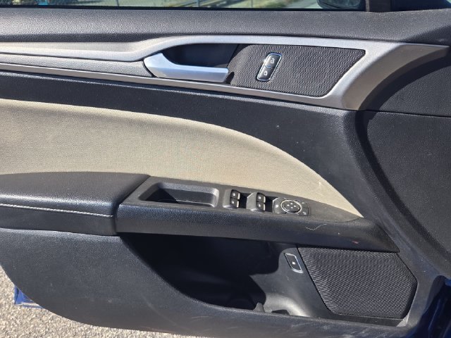 Used 2018 Ford Fusion S FWD image 9
