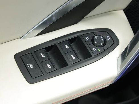 Used 2024 BMW X2 M35i w/ Premium Package image 34