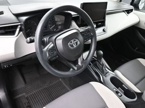 Used 2024 Toyota Corolla LE FWD image 21