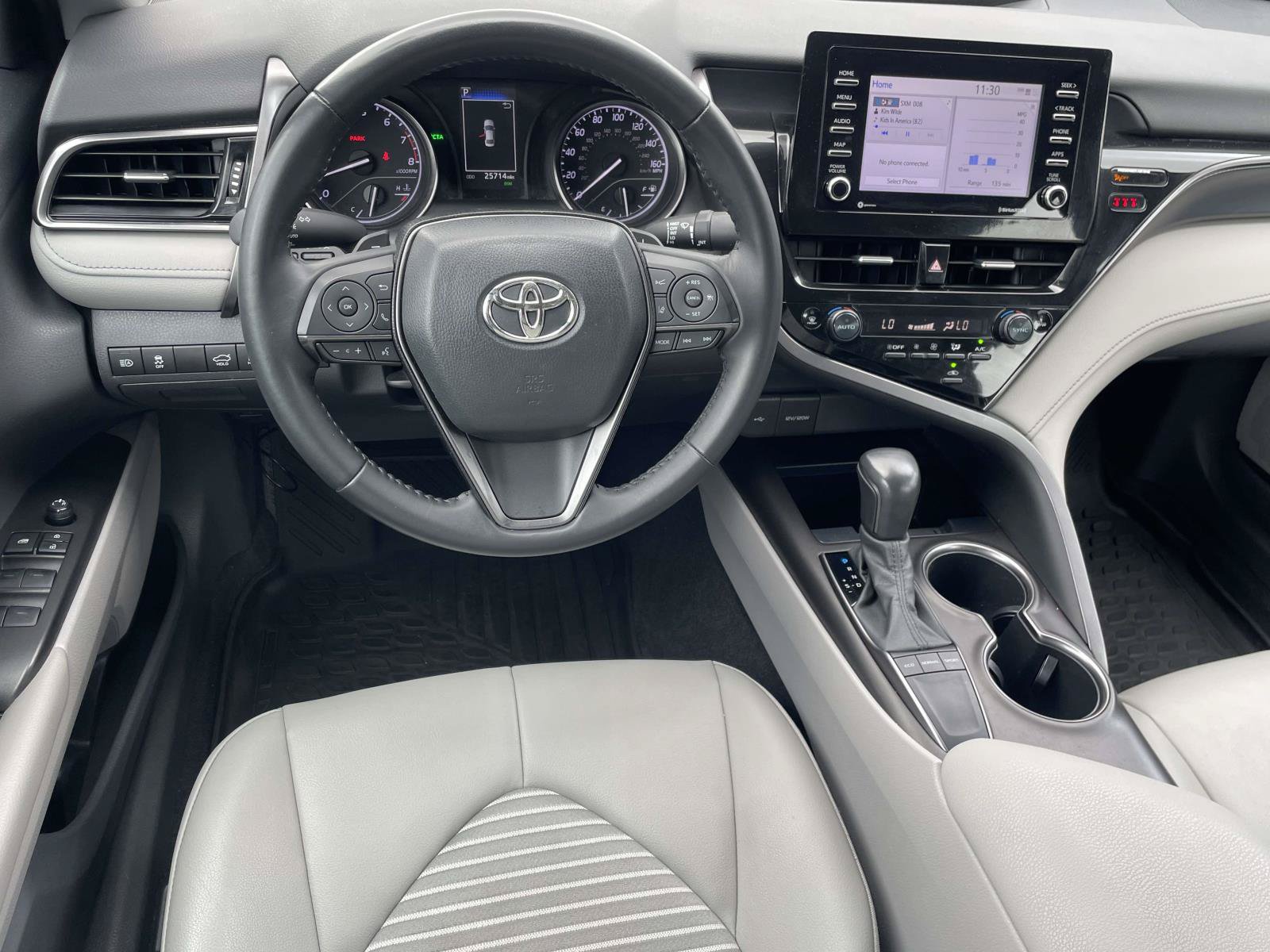 Used 2023 Toyota Camry SE w/ Convenience Package FWD image 7