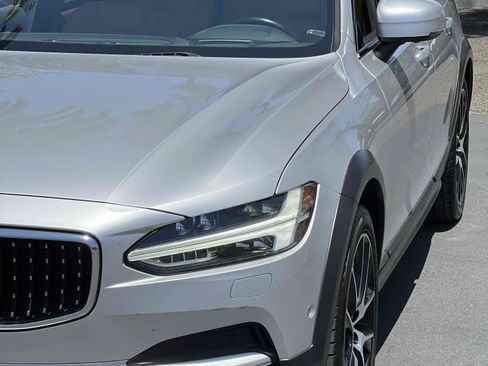 Used 2020 Volvo V90 T6 Cross Country AWD/4WD image 53