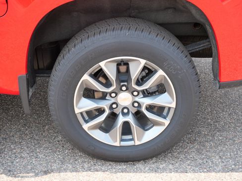 Used 2026 Chevrolet Silverado 1500 LT w/ Protection Package AWD/4WD image 3