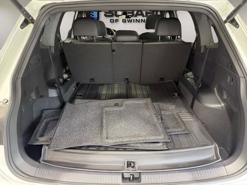 Used 2024 Volkswagen Tiguan SE R-Line FWD image 37