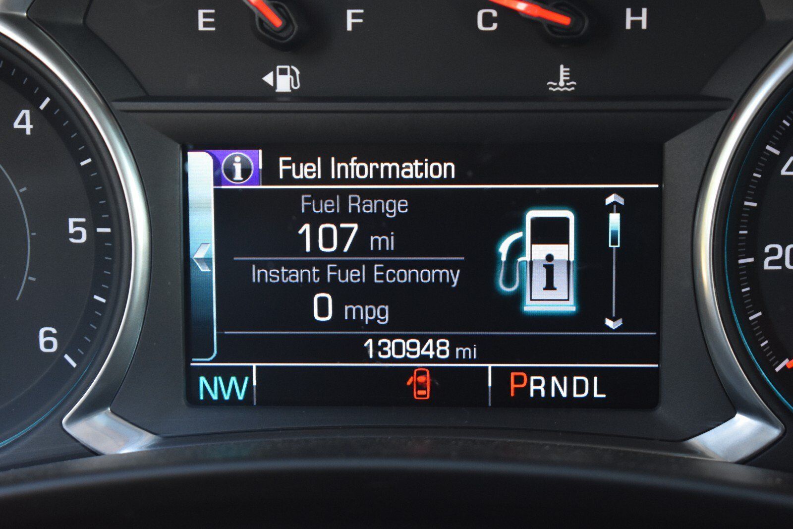 Used 2018 Chevrolet Equinox Premier AWD/4WD image 19