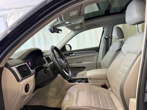 Used 2021 Volkswagen Atlas SEL Premium AWD/4WD image 5