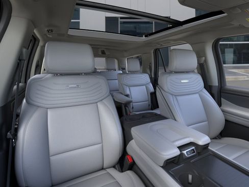 New 2025 Ford Expedition Platinum w/ Platinum Ultimate Package image 12