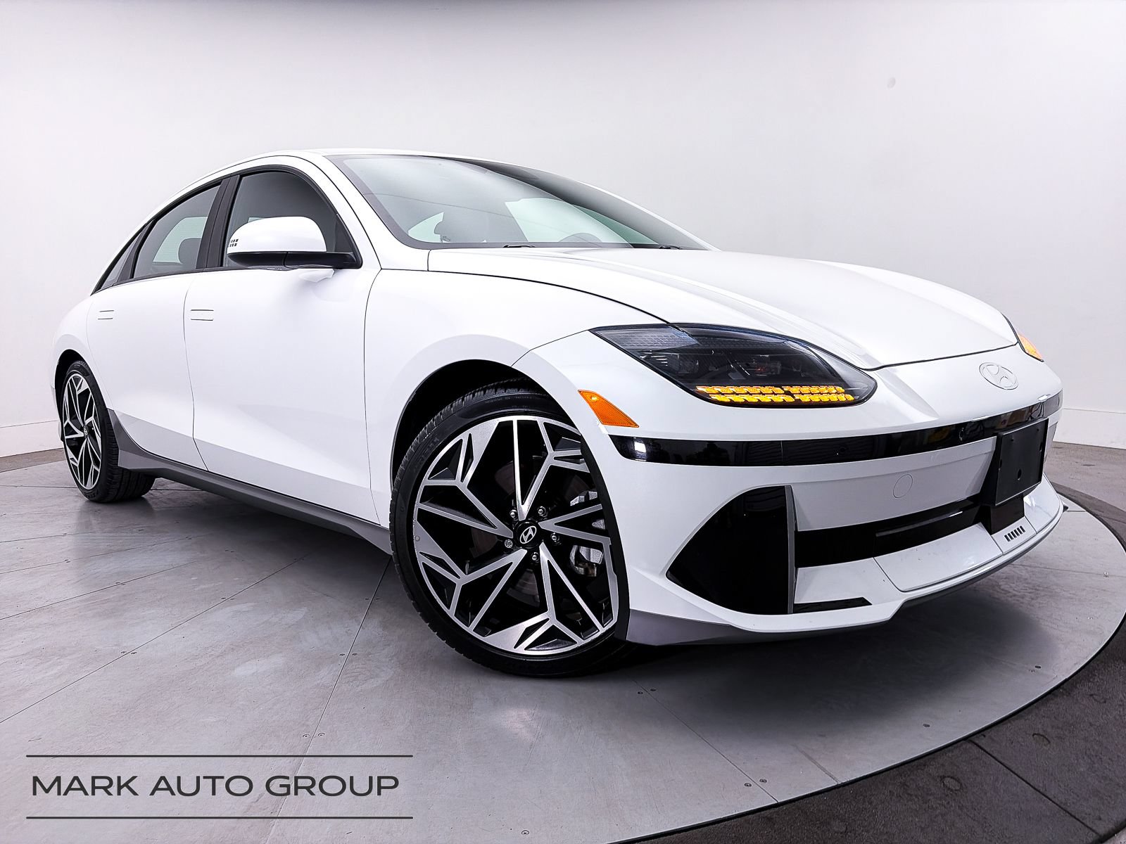 Used 2023 Hyundai Ioniq 6 SEL w/ Cargo Package RWD image 1