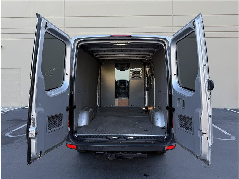 Used 2013 Mercedes-Benz Sprinter 2500 image 23
