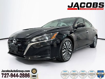 Used 2024 Nissan Altima 2.5 SV