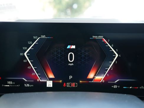 New 2026 BMW X6 xDrive40i w/ Premium Package image 16