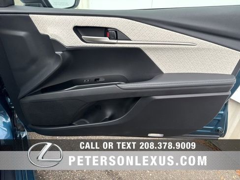 Used 2025 Toyota Camry XSE image 11