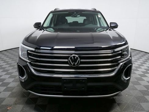 Certified 2025 Volkswagen Atlas SE image 24