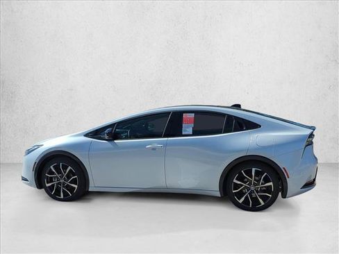 New 2026 Toyota Prius Plug-In Hybrid FWD image 8