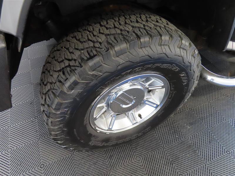 Used 2005 HUMMER H2 w/ Preferred Equipment Group AWD/4WD image 8