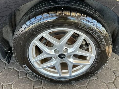 Used 2024 Ford Edge SEL AWD/4WD image 6