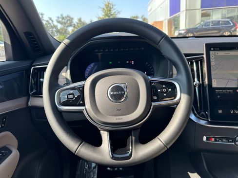 New 2026 Volvo XC90 B6 Plus w/ Protection Package Premier image 15