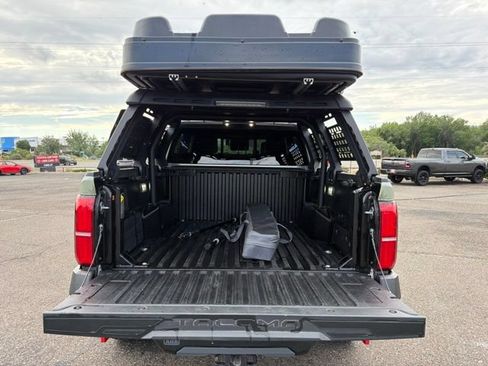 Certified 2025 Toyota Tacoma TRD Off-Road w/ TRD Off Road Premium Package AWD/4WD image 8